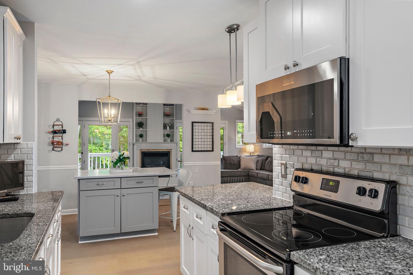 ANNAPOLIS, Maryland, 21401, United States, 4 Bedrooms Bedrooms, ,3 BathroomsBathrooms,Residential,For Sale,1988368