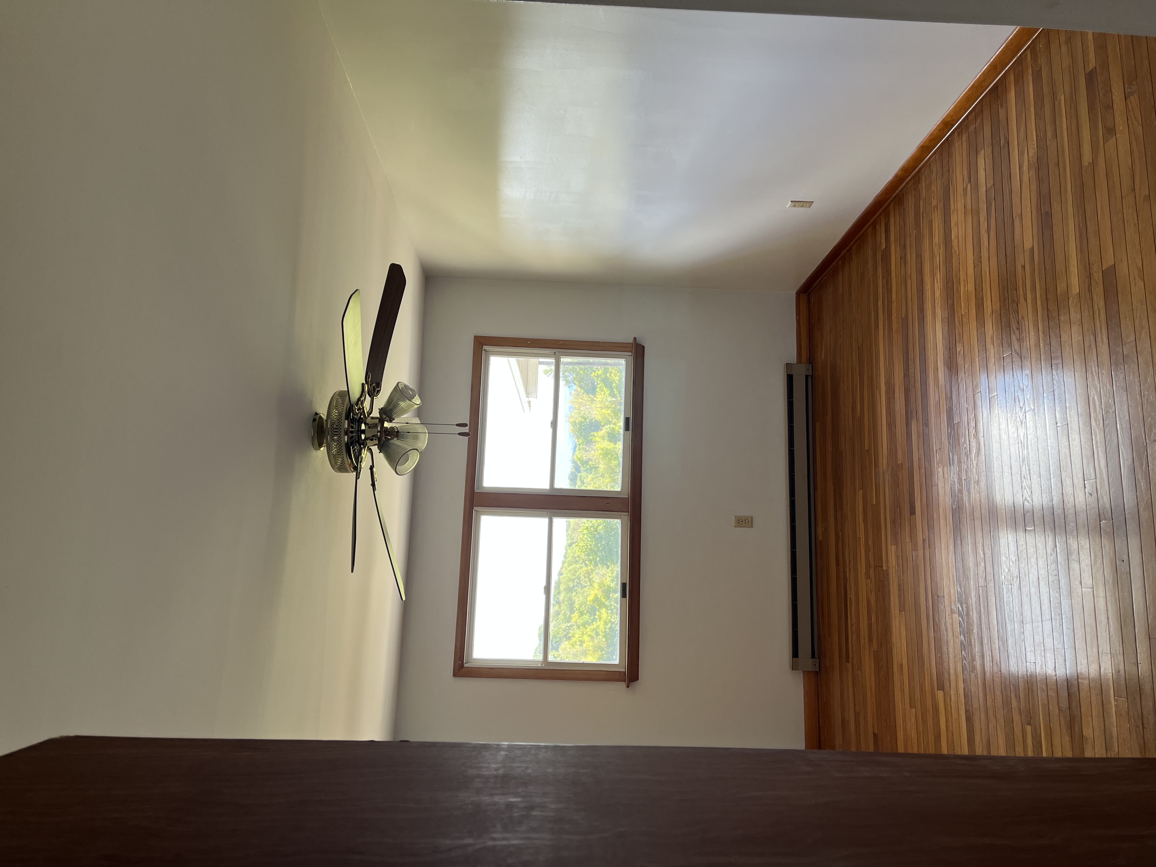 Reading, Pennsylvania, 19606, United States, 4 Bedrooms Bedrooms, ,3 BathroomsBathrooms,Residential,For Sale,1979384