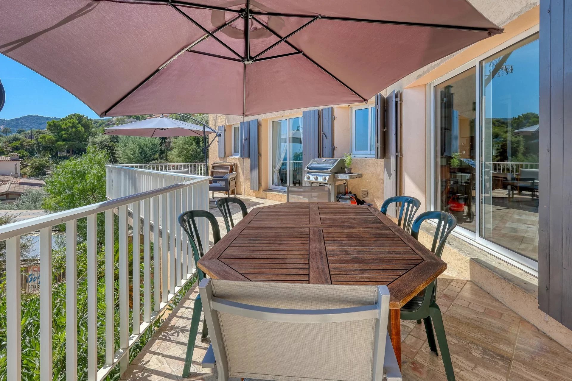 Rayol-Canadel-sur-Mer, Provence-Alpes-Côte d’Azur, 83820, FR, 6 Bedrooms Bedrooms, ,5 BathroomsBathrooms,Residential,For Sale,1827681