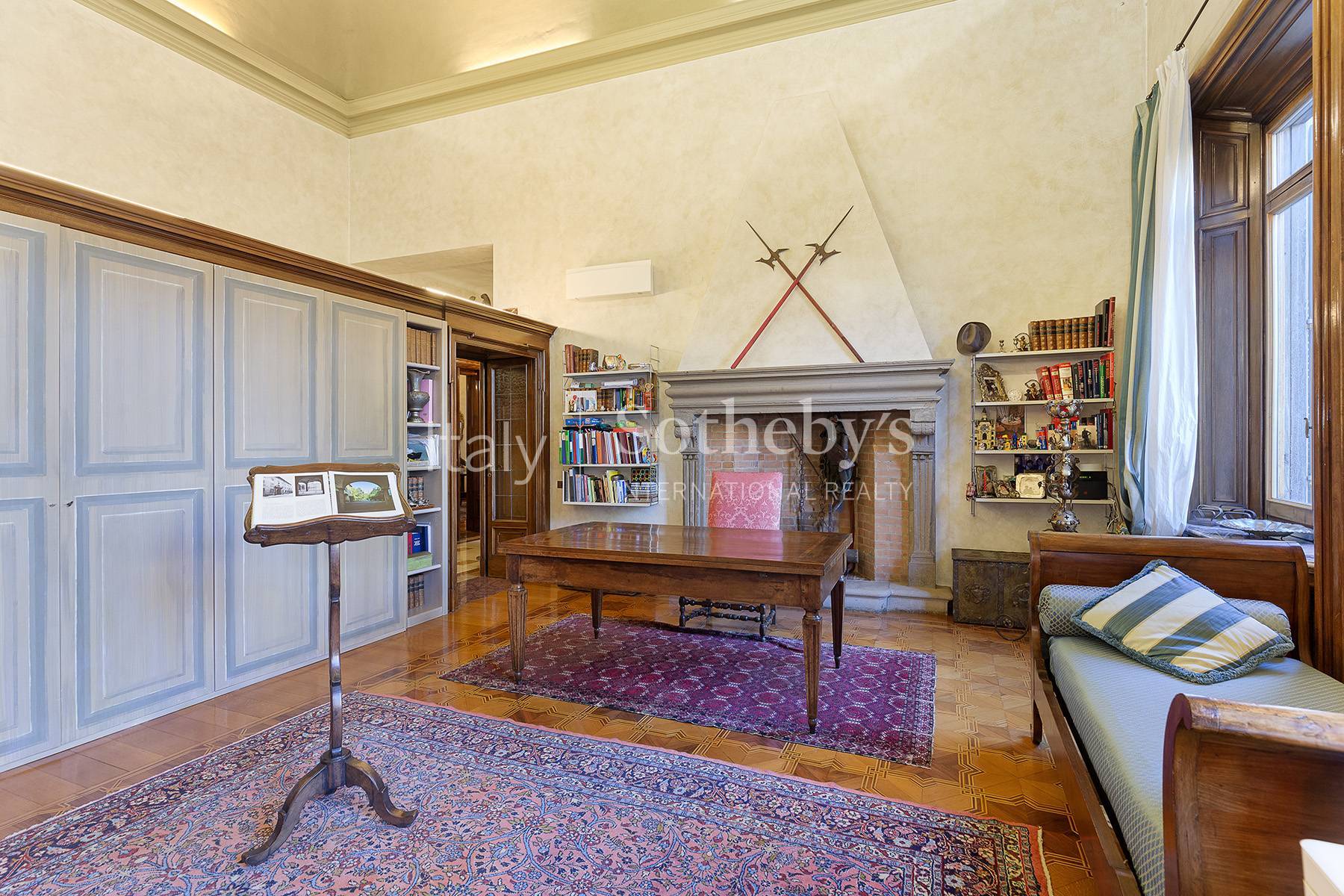  Exclusive residence with frescoes in a historic palace - 物件實景