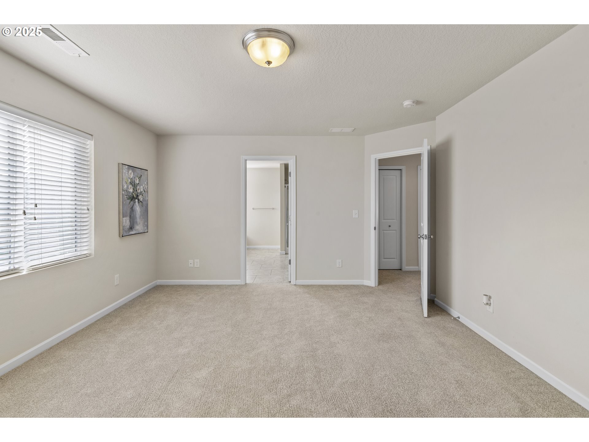 Ridgefield, Washington, 98642, United States, 4 Bedrooms Bedrooms, ,2 BathroomsBathrooms,Residential,For Sale,1970691