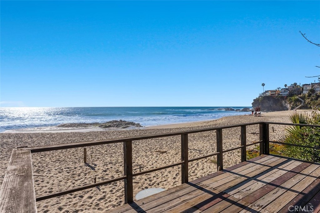 Laguna Beach, California, 92651, United States, 6 Bedrooms Bedrooms, ,7 BathroomsBathrooms,Residential,For Sale,1723948