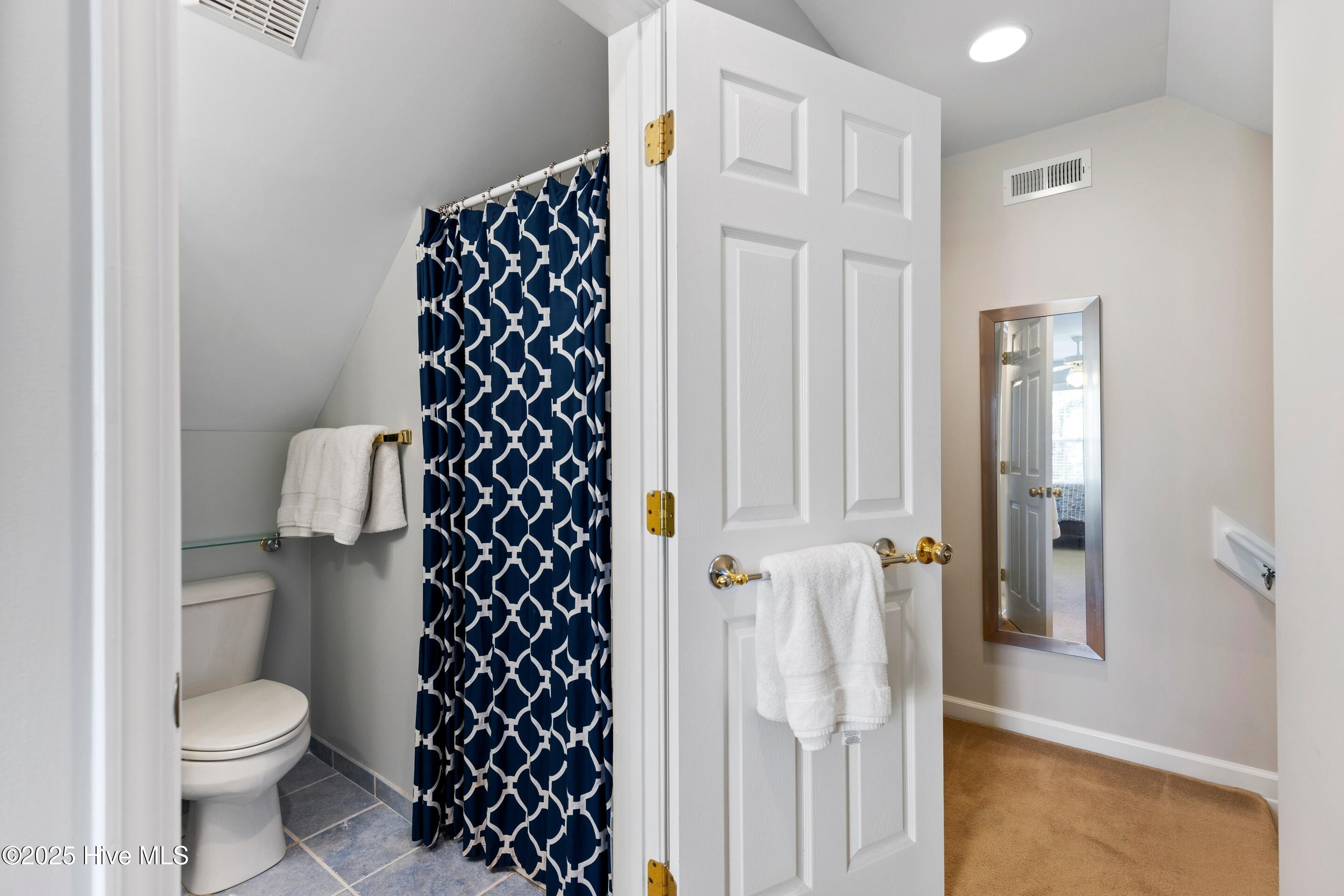 Wilmington, North Carolina, 28409, United States, 4 Bedrooms Bedrooms, ,3 BathroomsBathrooms,Residential,For Sale,1898708