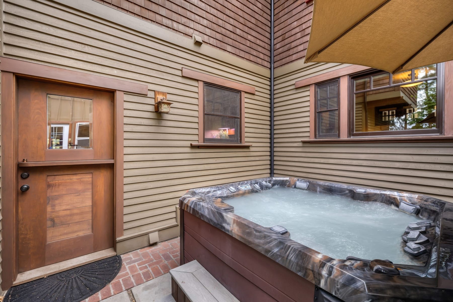  2216 NW 6th Street Bend, OR 97703 - 物件實景