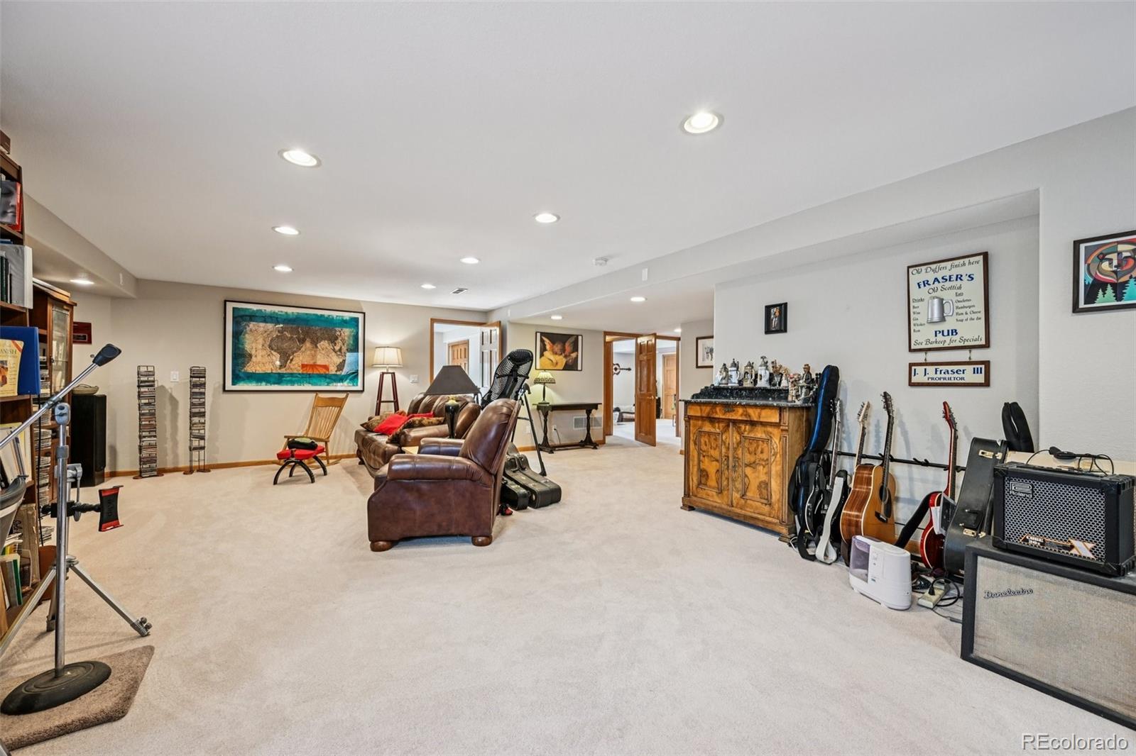 Arvada, Colorado, 80004, United States, 4 Bedrooms Bedrooms, ,2 BathroomsBathrooms,Residential,For Sale,1984422