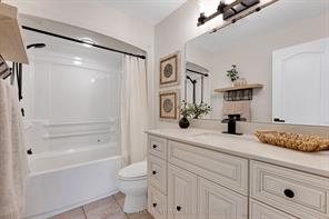 Ottawa, Ontario, K0A 1L0, CA, 4 Bedrooms Bedrooms, ,3 BathroomsBathrooms,Residential,For Sale,1942246