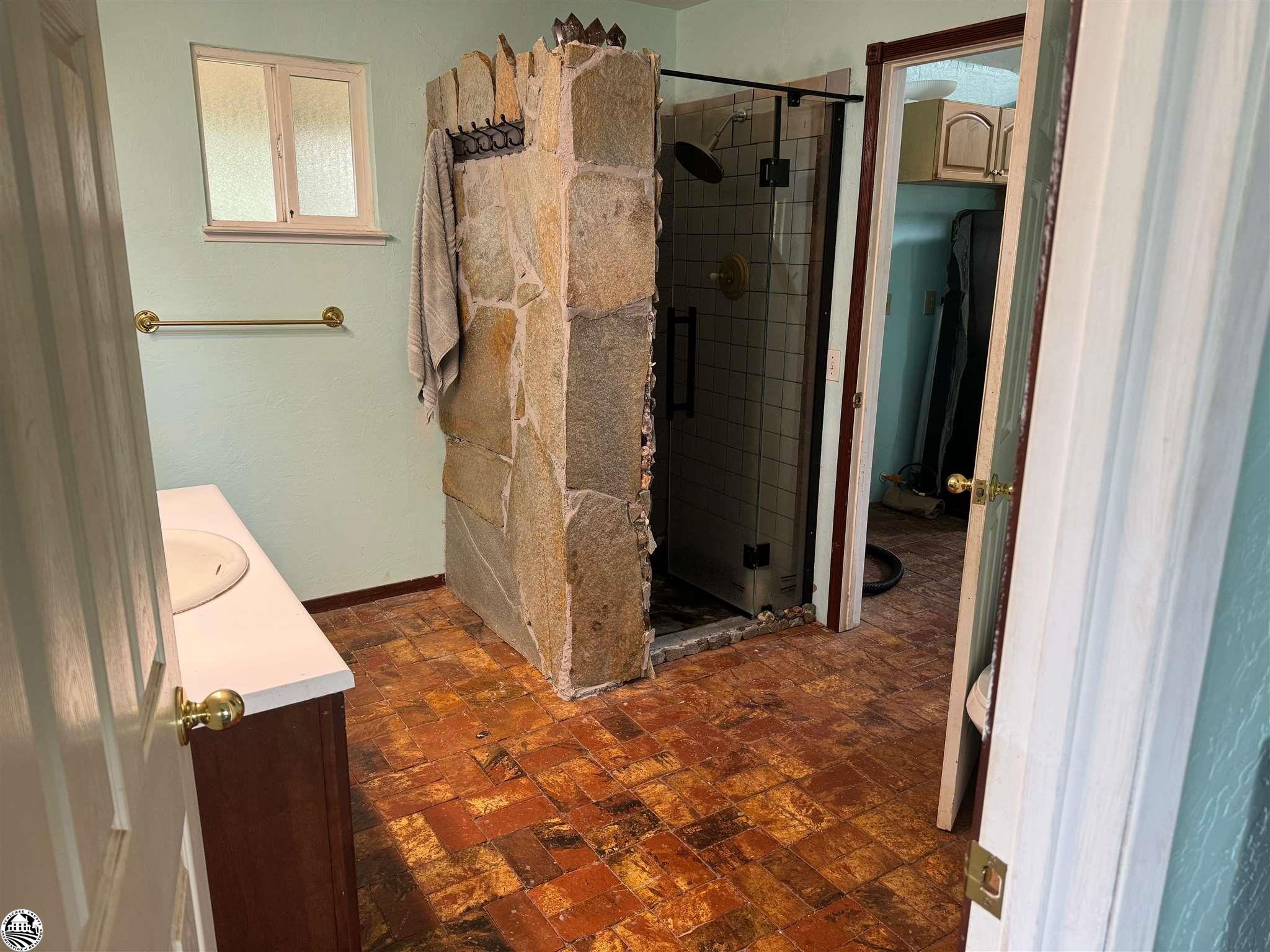16551 Wards Ferry, Big Oak Flat, California, 95305, United States, 2 Bedrooms Bedrooms, ,2 BathroomsBathrooms,Residential,For Sale,16551 Wards Ferry,1619355