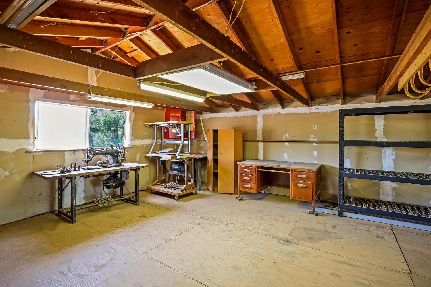 Mokelumne Hill, California, 95245, United States, 4 Bedrooms Bedrooms, ,3 BathroomsBathrooms,Residential,For Sale,1844920