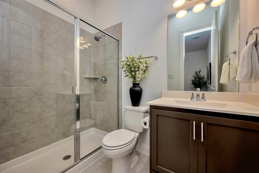 Rockwall, Texas, 75087, United States, 4 Bedrooms Bedrooms, ,6 BathroomsBathrooms,Residential,For Sale,1795252