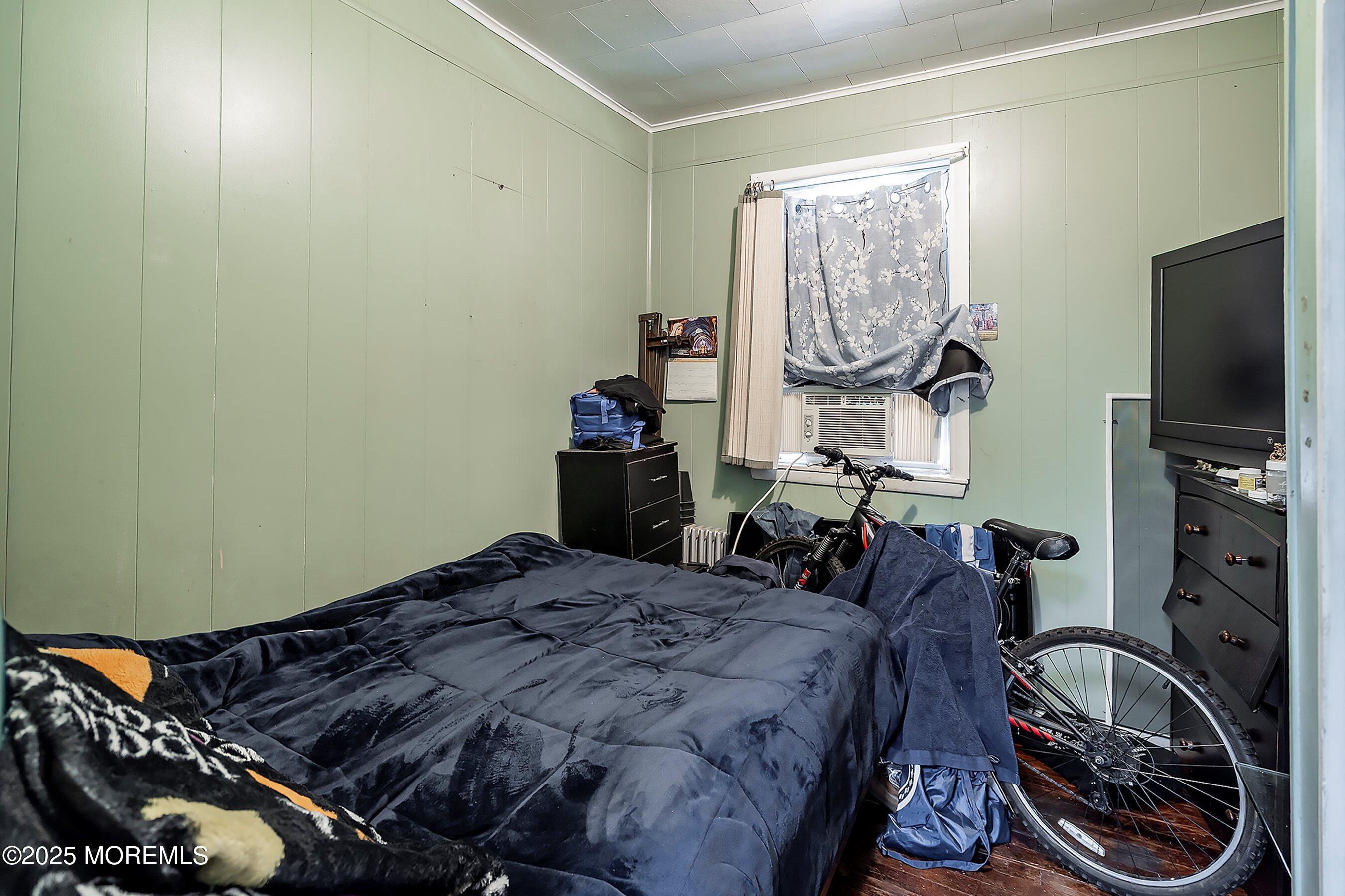 Jersey City, New Jersey, 07307, United States, 7 Bedrooms Bedrooms, ,4 BathroomsBathrooms,Residential,For Sale,1904404