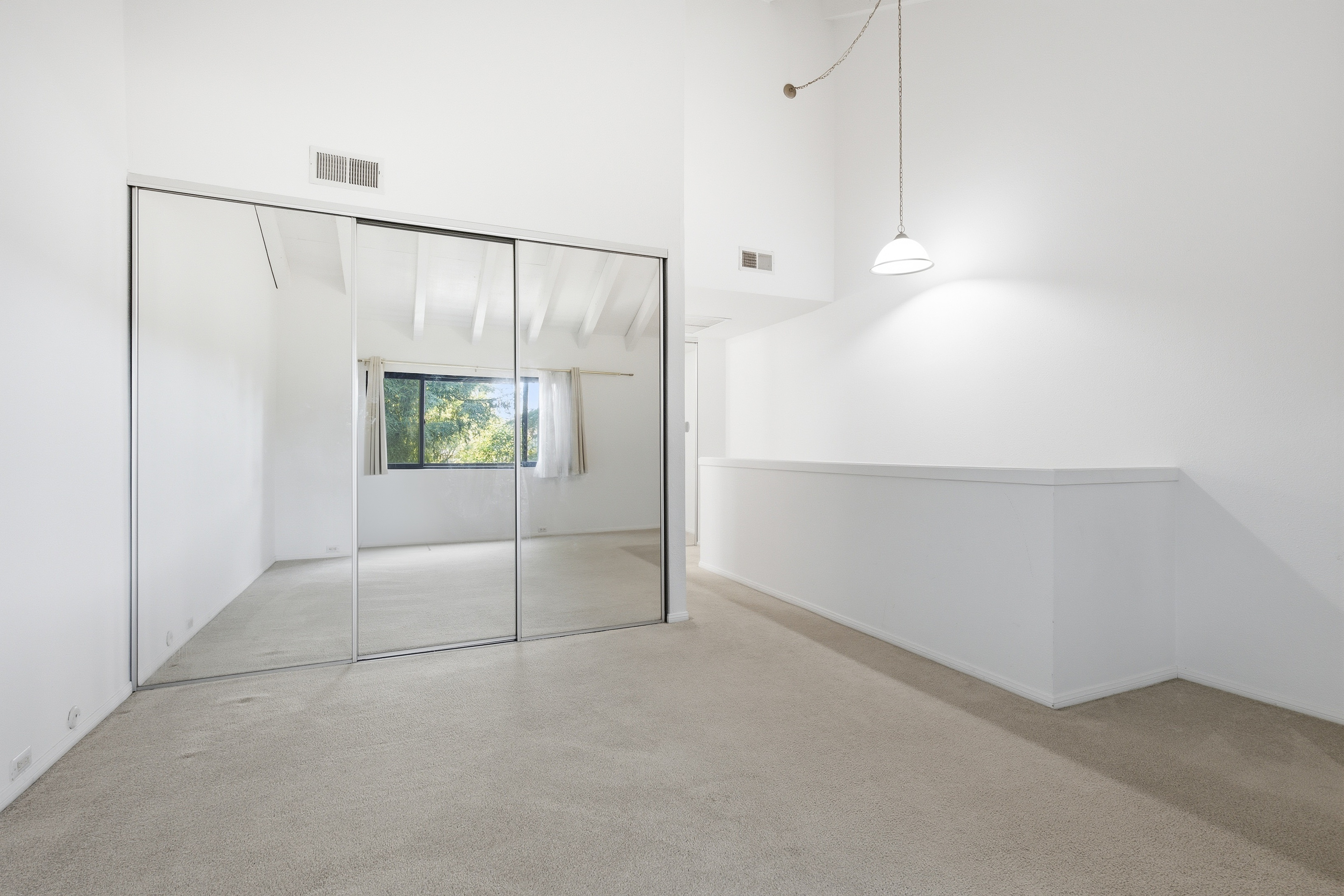  536 Woodside Oaks, Sacramento, CA, 95825 - 物件實景