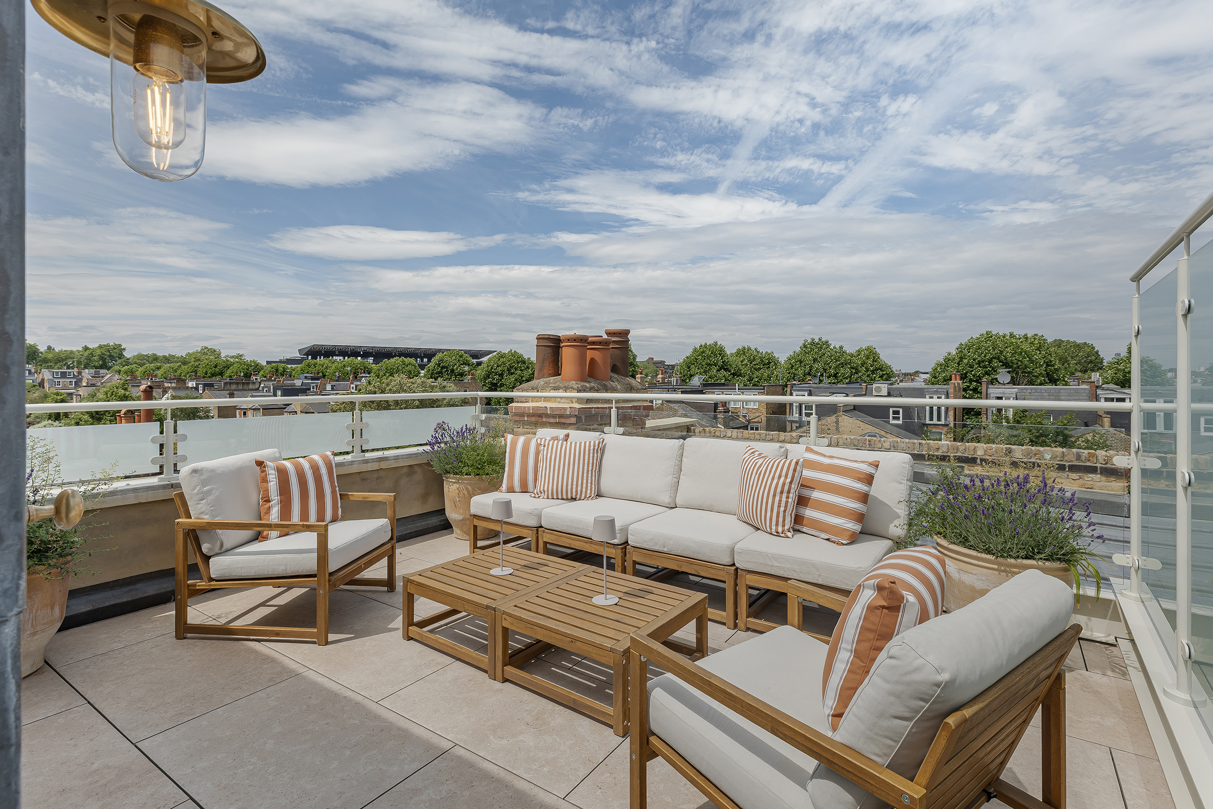  A Grand Rebuilt House with Jacuzzi Pool, Sauna and Roof Terrace in Fulham - 物件實景