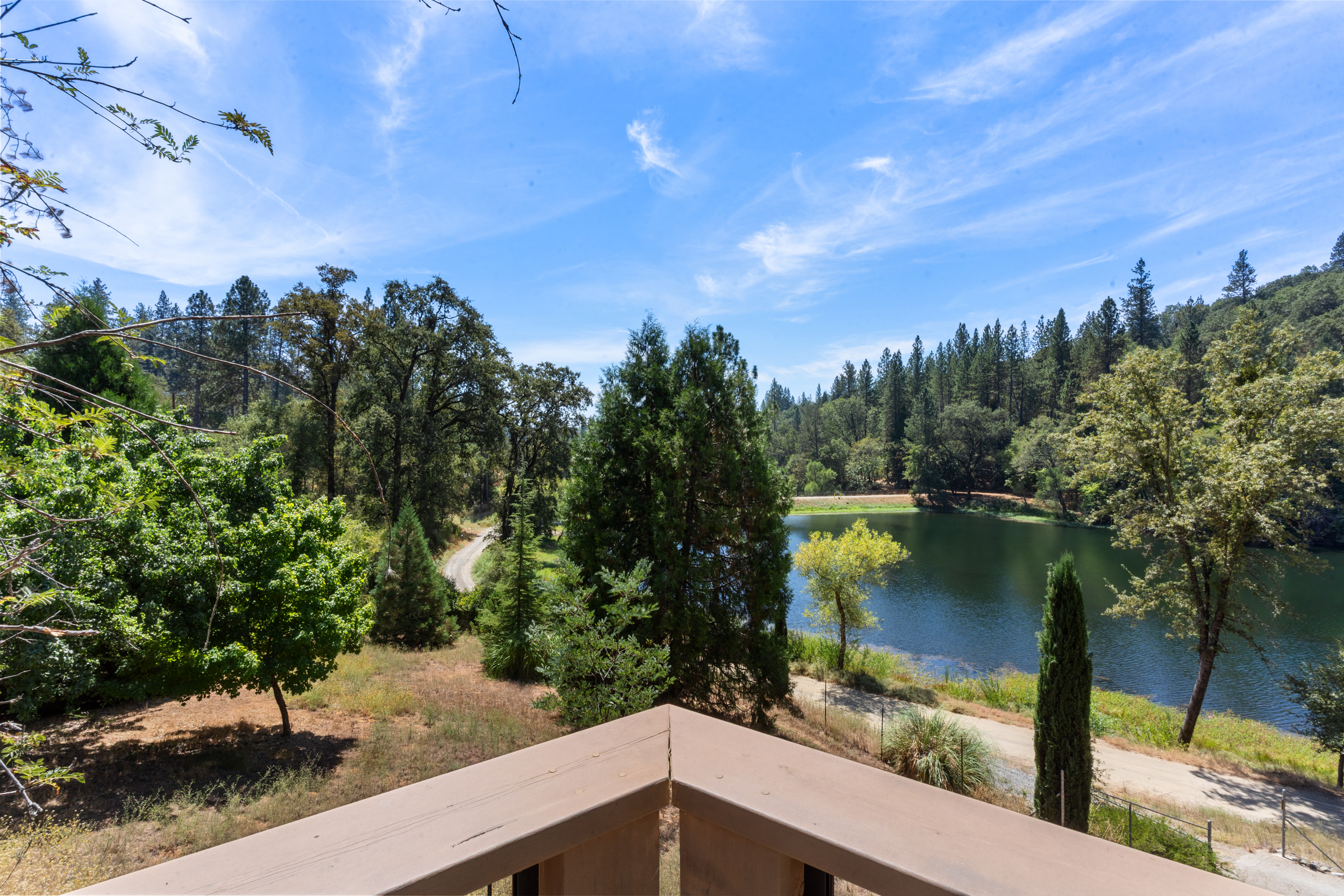  5671 Lago Lane, Garden Valley, CA 95633 - 物件實景