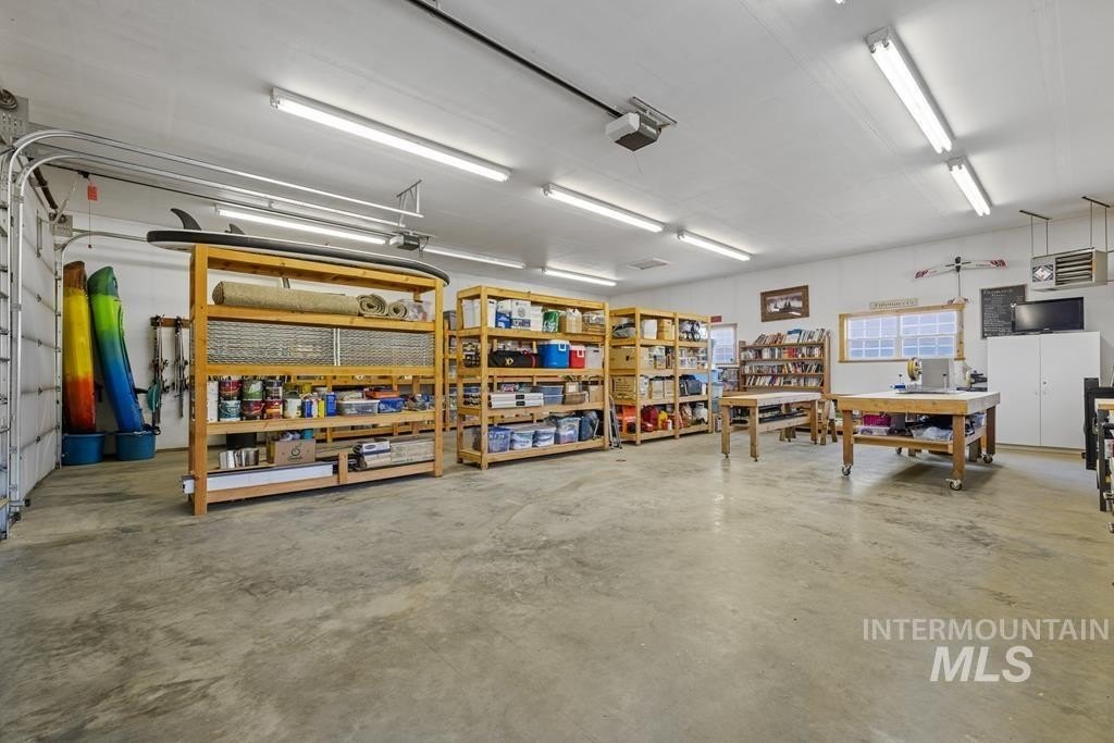 McCall, Idaho, 83638, United States, 4 Bedrooms Bedrooms, ,3 BathroomsBathrooms,Residential,For Sale,1825316
