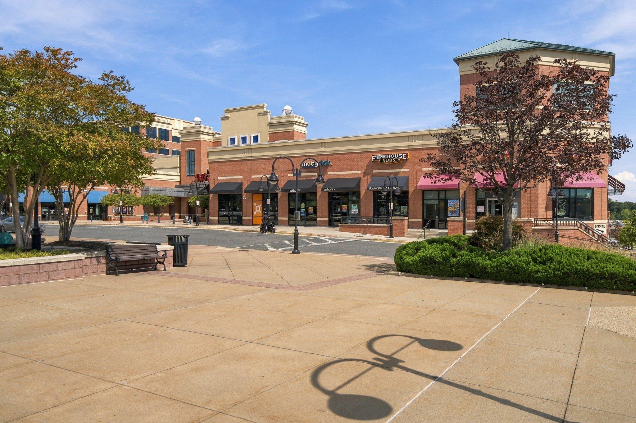  5909 Saint Giles Way, Alexandria, VA, 22315 - 物件實景