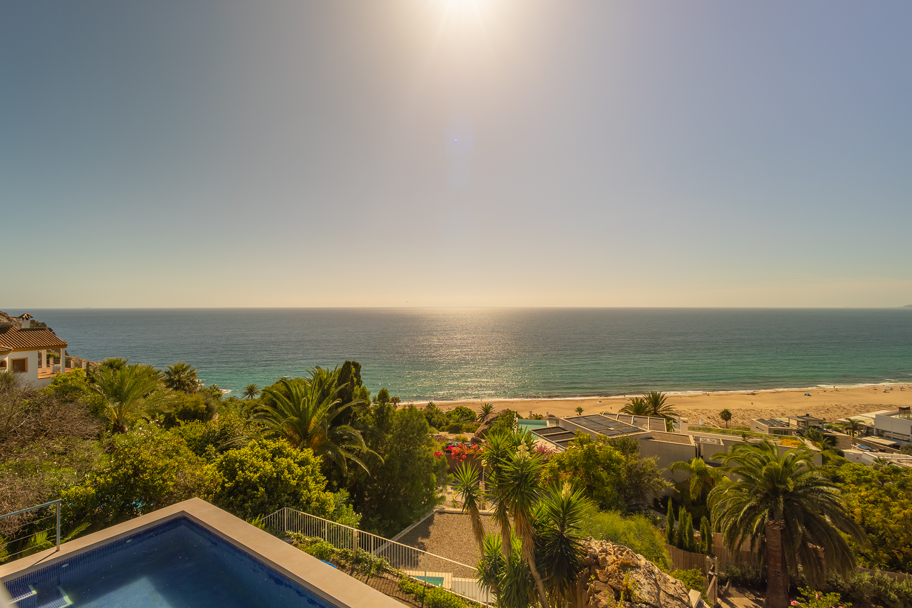  Contemporary beachfront residence in Atlanterra - 物件實景