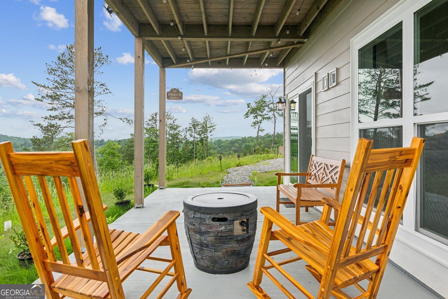 Ellijay, Georgia, 30540, United States, 3 Bedrooms Bedrooms, ,3 BathroomsBathrooms,Residential,For Sale,1858970