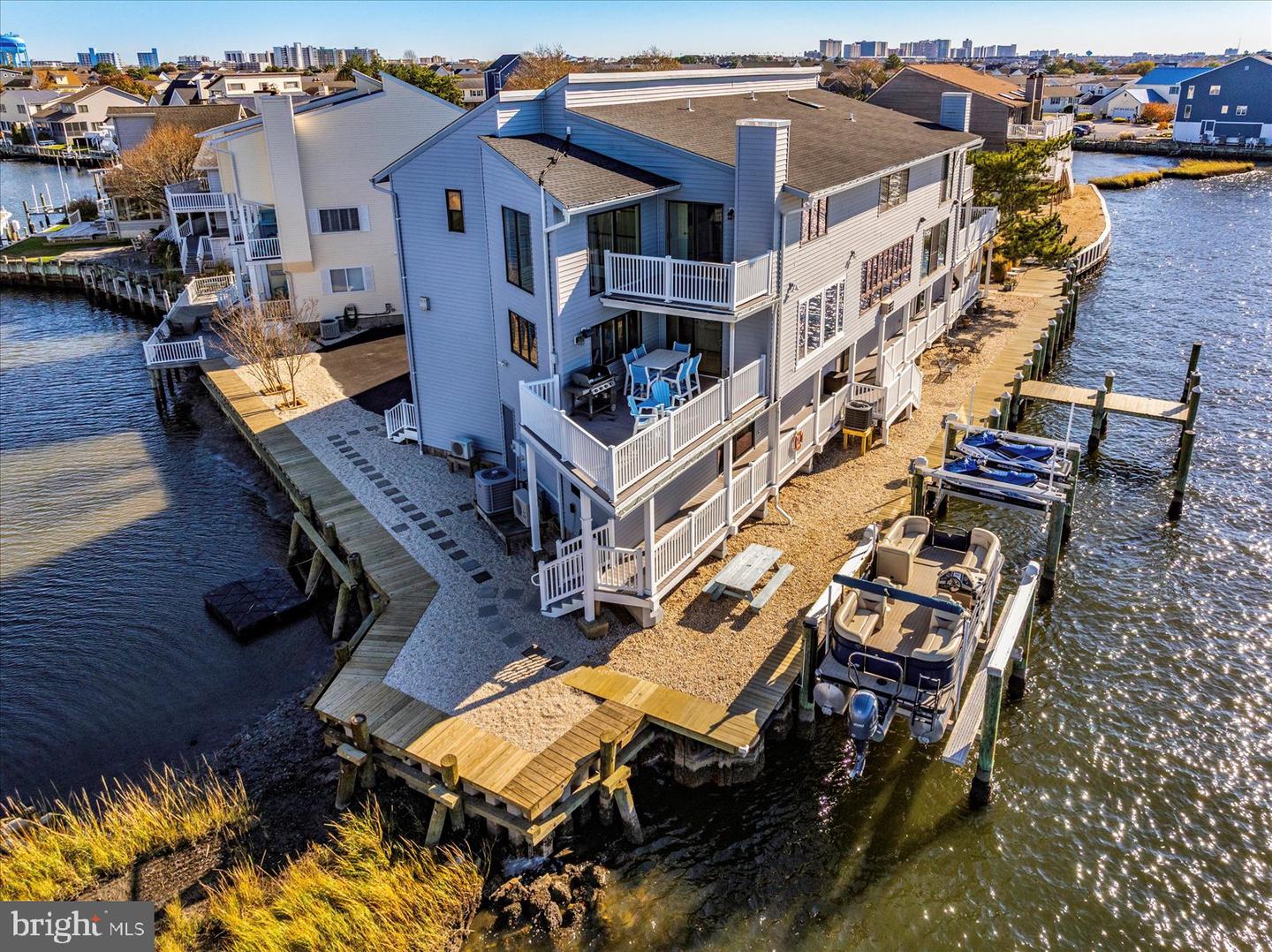 Ocean City, Maryland, 21842, United States, 3 Bedrooms Bedrooms, ,4 BathroomsBathrooms,Residential,For Sale,1986506