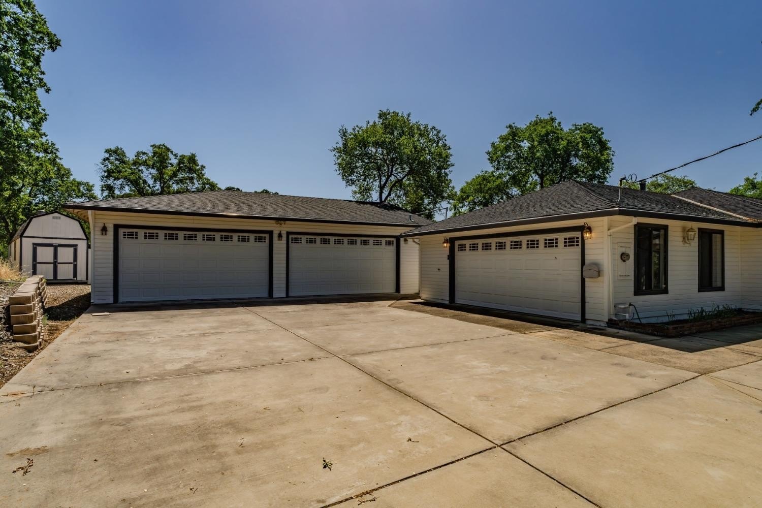 Valley Springs, California, 95252, United States, 3 Bedrooms Bedrooms, ,2 BathroomsBathrooms,Residential,For Sale,1944920