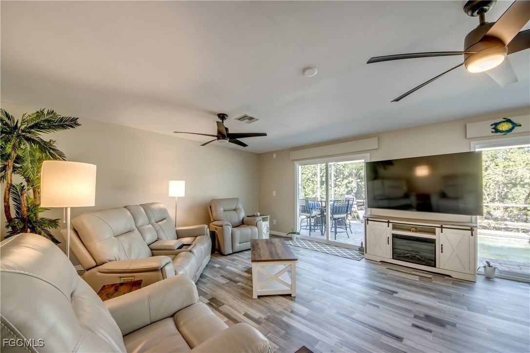 Fort Myers Beach, Florida, 33931, United States, 3 Bedrooms Bedrooms, ,2 BathroomsBathrooms,Residential,For Sale,1975143