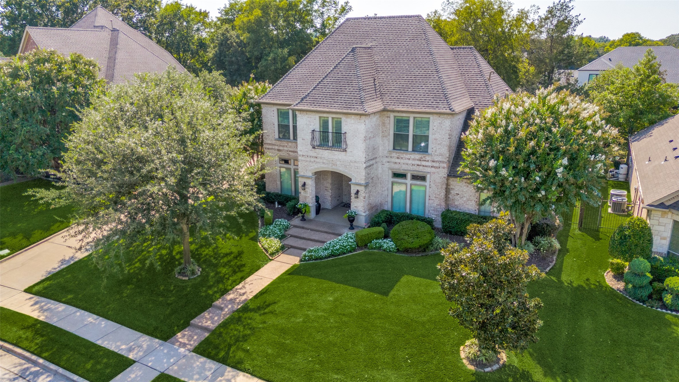 Grapevine, Texas, 76092, United States, 4 Bedrooms Bedrooms, ,3 BathroomsBathrooms,Residential,For Sale,1951115