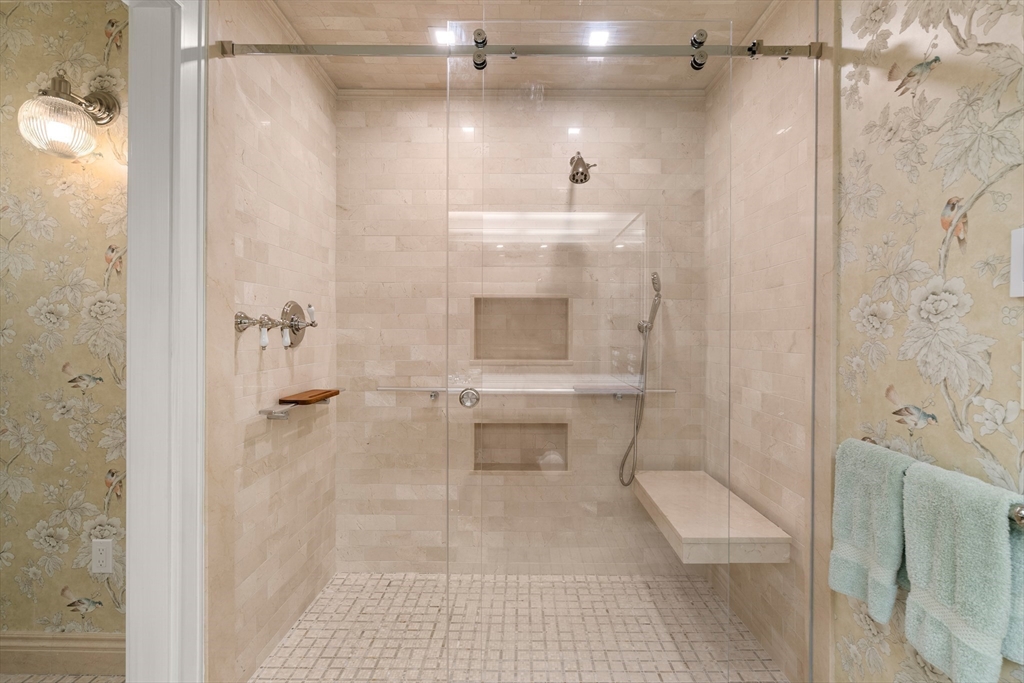 Boston, Massachusetts, 02110, United States, 3 Bedrooms Bedrooms, ,3 BathroomsBathrooms,Residential,For Sale,1850032