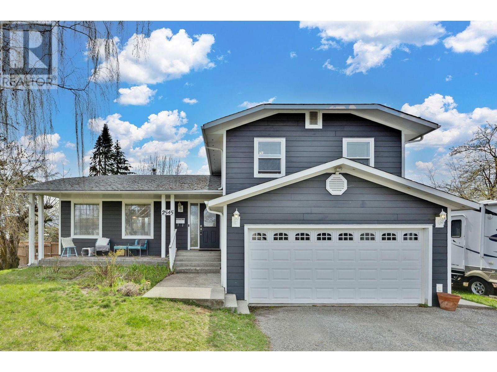 WEST KELOWNA, British Columbia, V1Z 1Z4, CA, 5 Bedrooms Bedrooms, ,1 BathroomBathrooms,Residential,For Sale,1836903