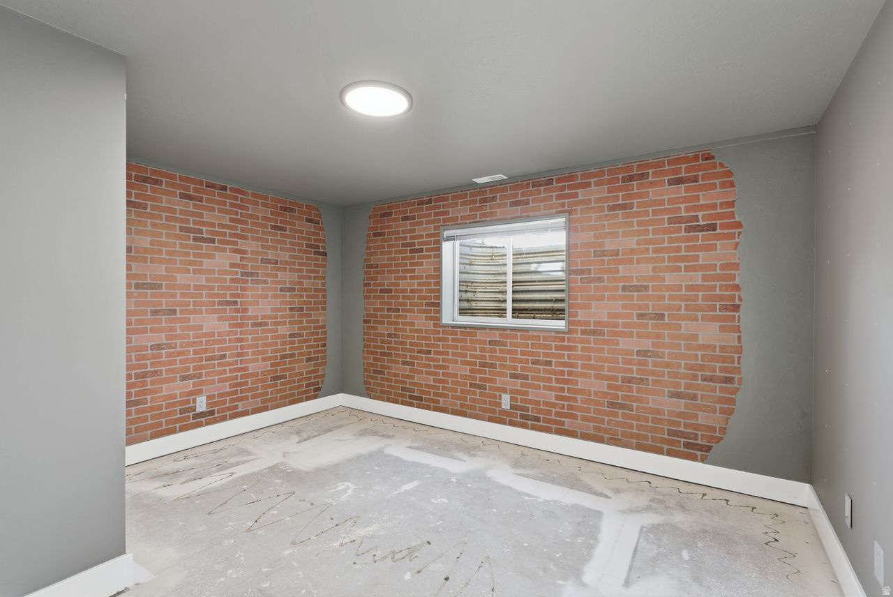 Lehi, Utah, 84043, United States, 4 Bedrooms Bedrooms, ,2 BathroomsBathrooms,Residential,For Sale,2000499