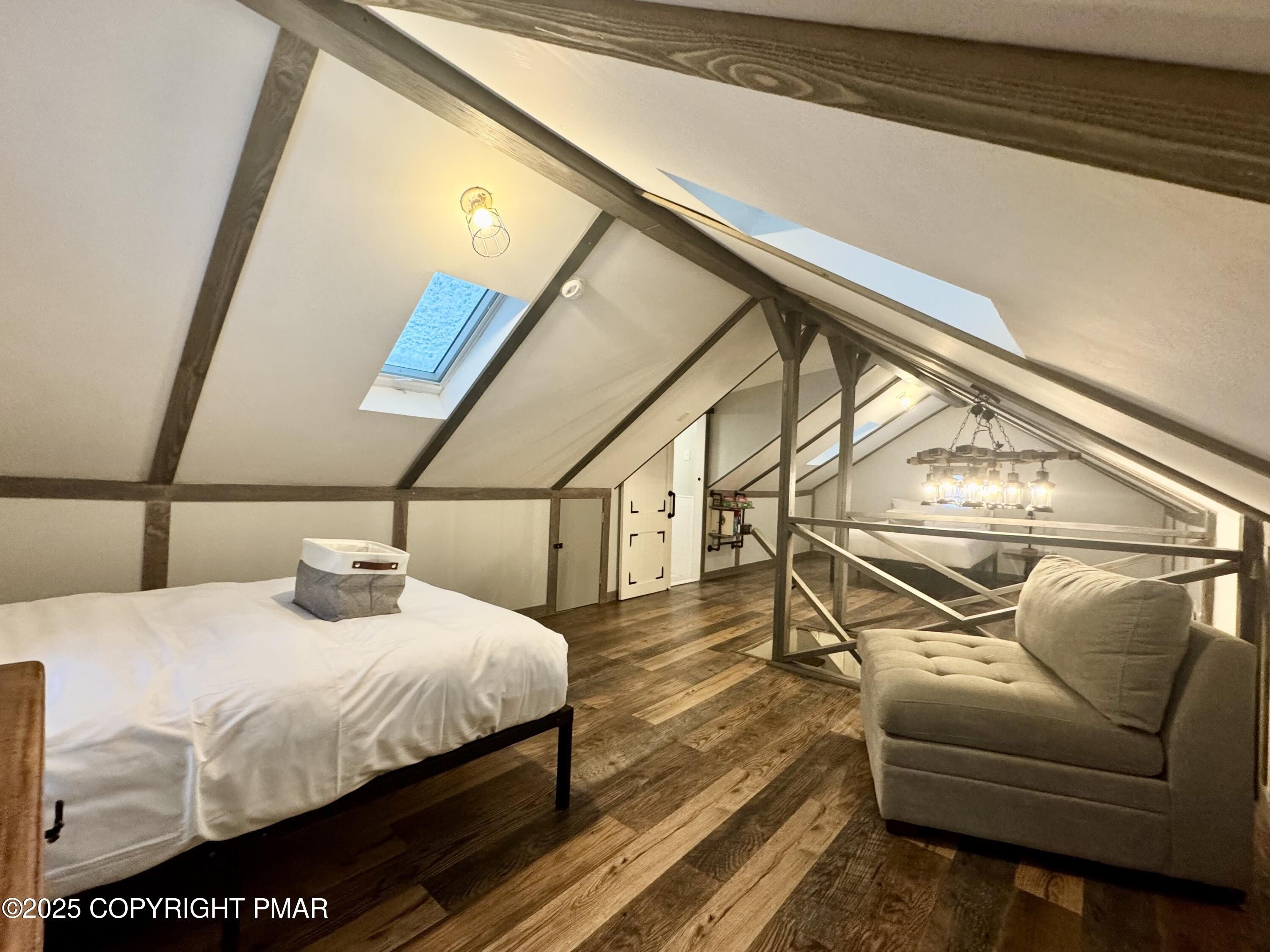 Lake Harmony, Pennsylvania, 18624, United States, 3 Bedrooms Bedrooms, ,2 BathroomsBathrooms,Residential,For Sale,2006106