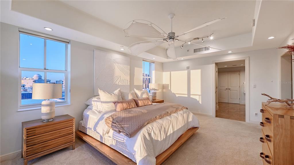 Sarasota, Florida, 34236, United States, 3 Bedrooms Bedrooms, ,4 BathroomsBathrooms,Residential,For Sale,1967677