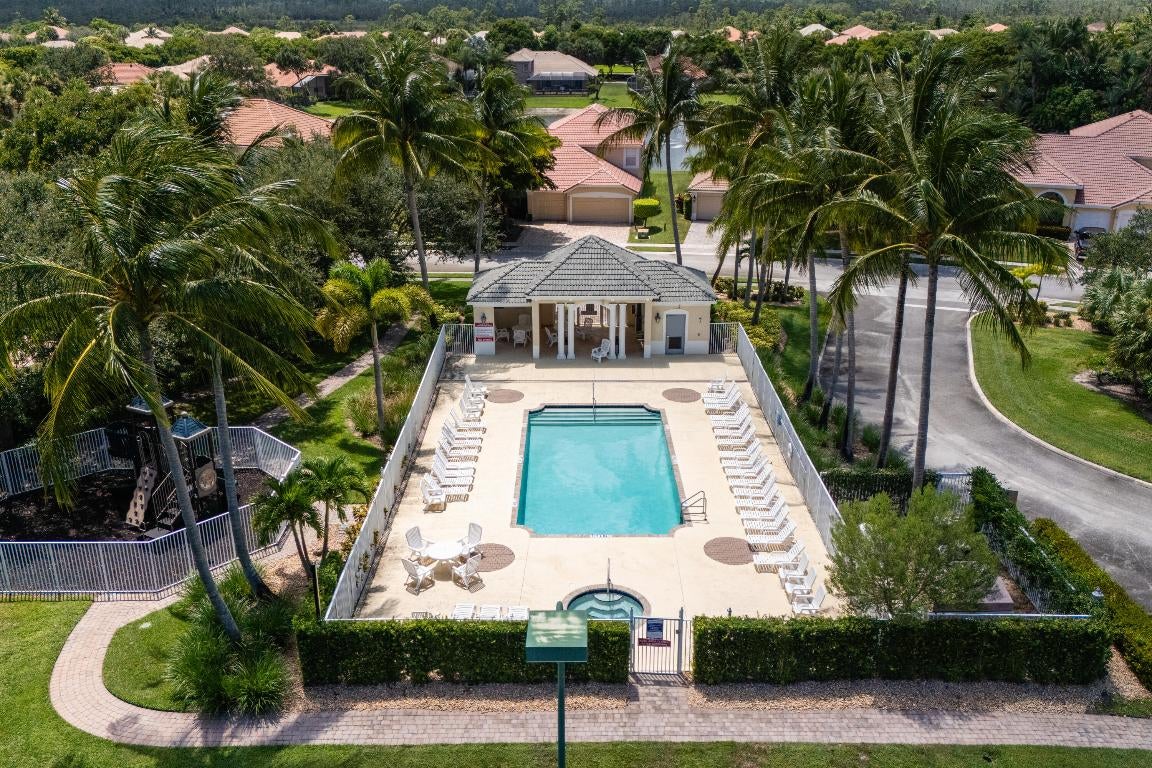 West Palm Beach, Florida, 33411, United States, 5 Bedrooms Bedrooms, ,3 BathroomsBathrooms,Residential,For Sale,1984216