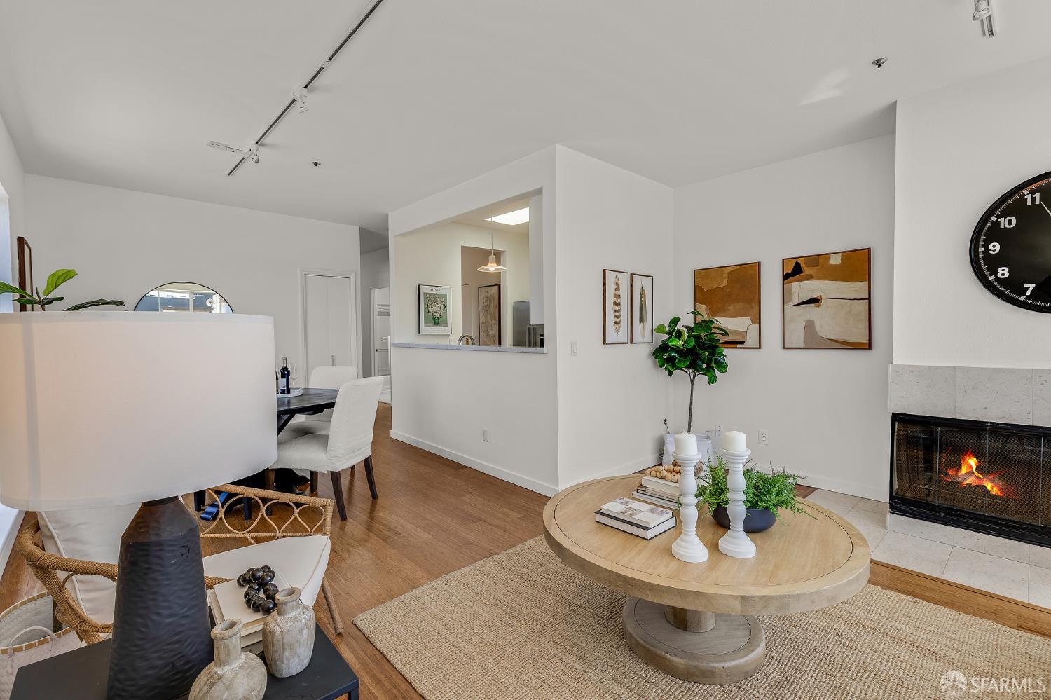 San Francisco, California, 94103, United States, 2 Bedrooms Bedrooms, ,2 BathroomsBathrooms,Residential,For Sale,1849011