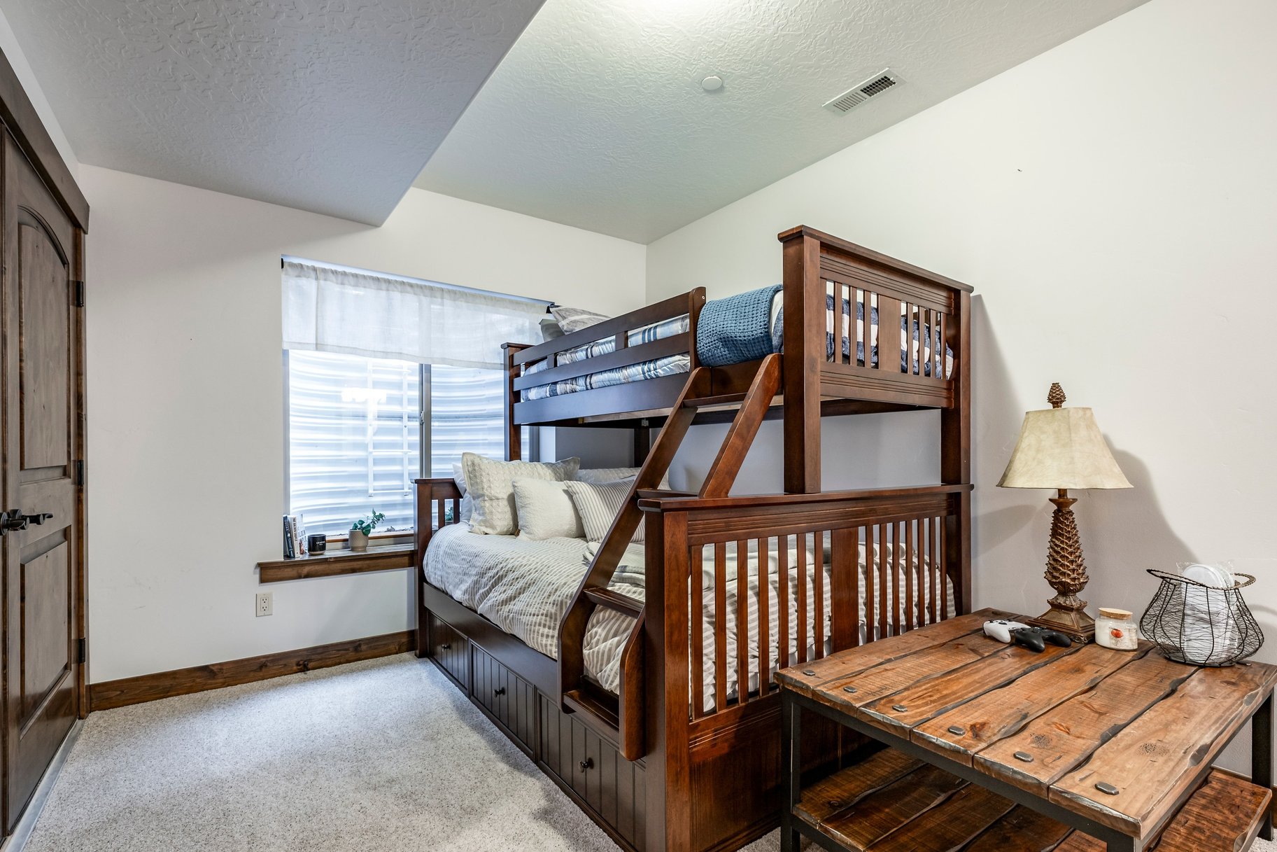  Meticulously Maintained Townhome in The Retreat at Jordanelle - 物件實景