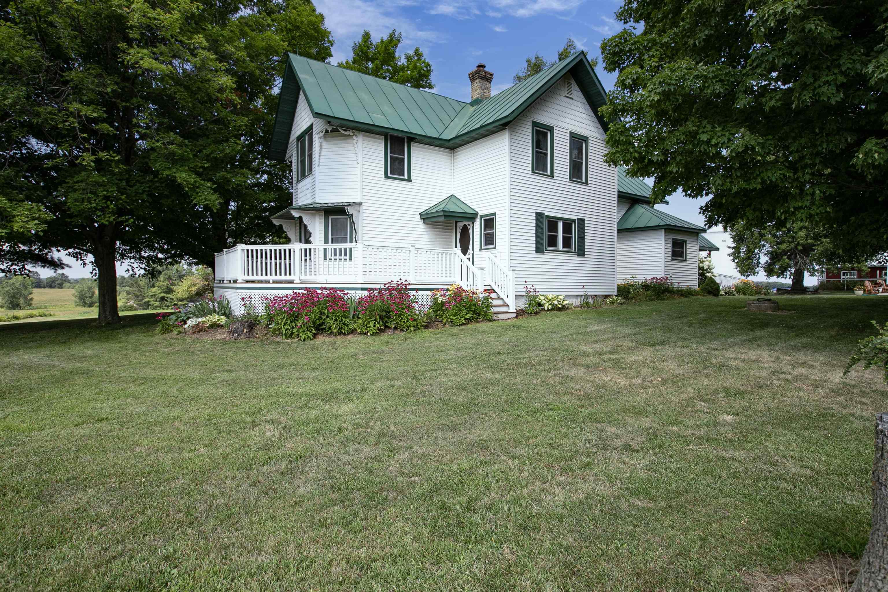 Bonduel, Wisconsin, 54107, United States, 4 Bedrooms Bedrooms, ,1 BathroomBathrooms,Residential,For Sale,1937889