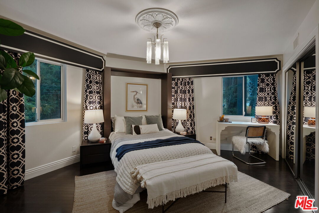 Los Angeles, California, 90046, United States, 3 Bedrooms Bedrooms, ,2 BathroomsBathrooms,Residential,For Sale,1910826