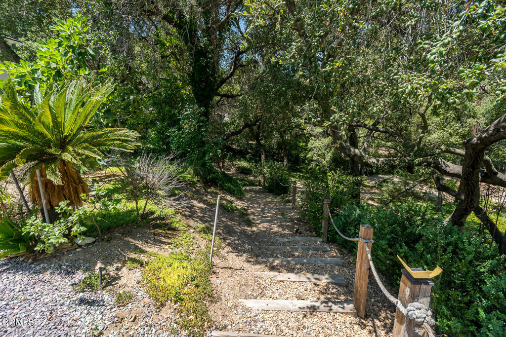 La Canada Flintridge, California, 91011, United States, 3 Bedrooms Bedrooms, ,1 BathroomBathrooms,Residential,For Sale,1901874
