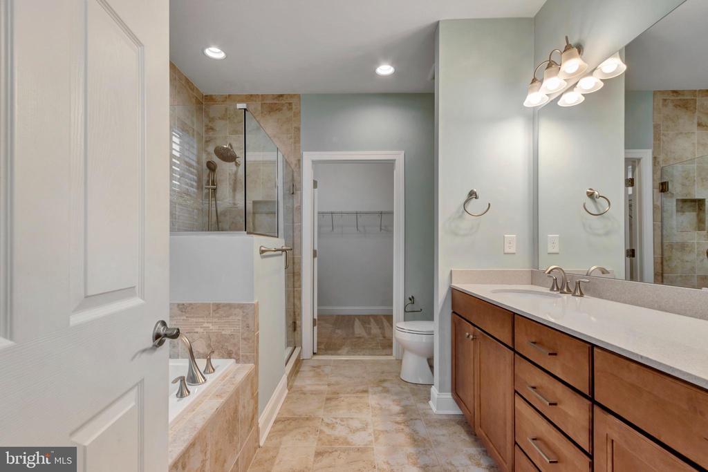 Rehoboth Beach, Delaware, 19971, United States, 5 Bedrooms Bedrooms, ,4 BathroomsBathrooms,Residential,For Sale,1714204