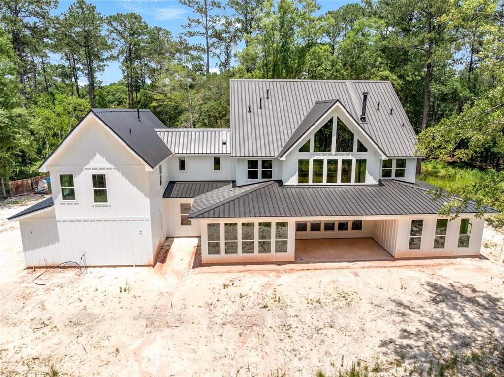 Covington, Louisiana, 70433, United States, 5 Bedrooms Bedrooms, ,5 BathroomsBathrooms,Residential,For Sale,1989575