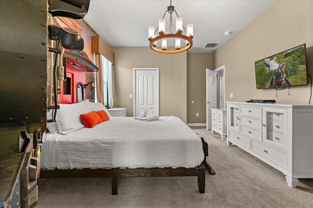 Davenport, Florida, 33896, United States, 8 Bedrooms Bedrooms, ,5 BathroomsBathrooms,Residential,For Sale,1896133