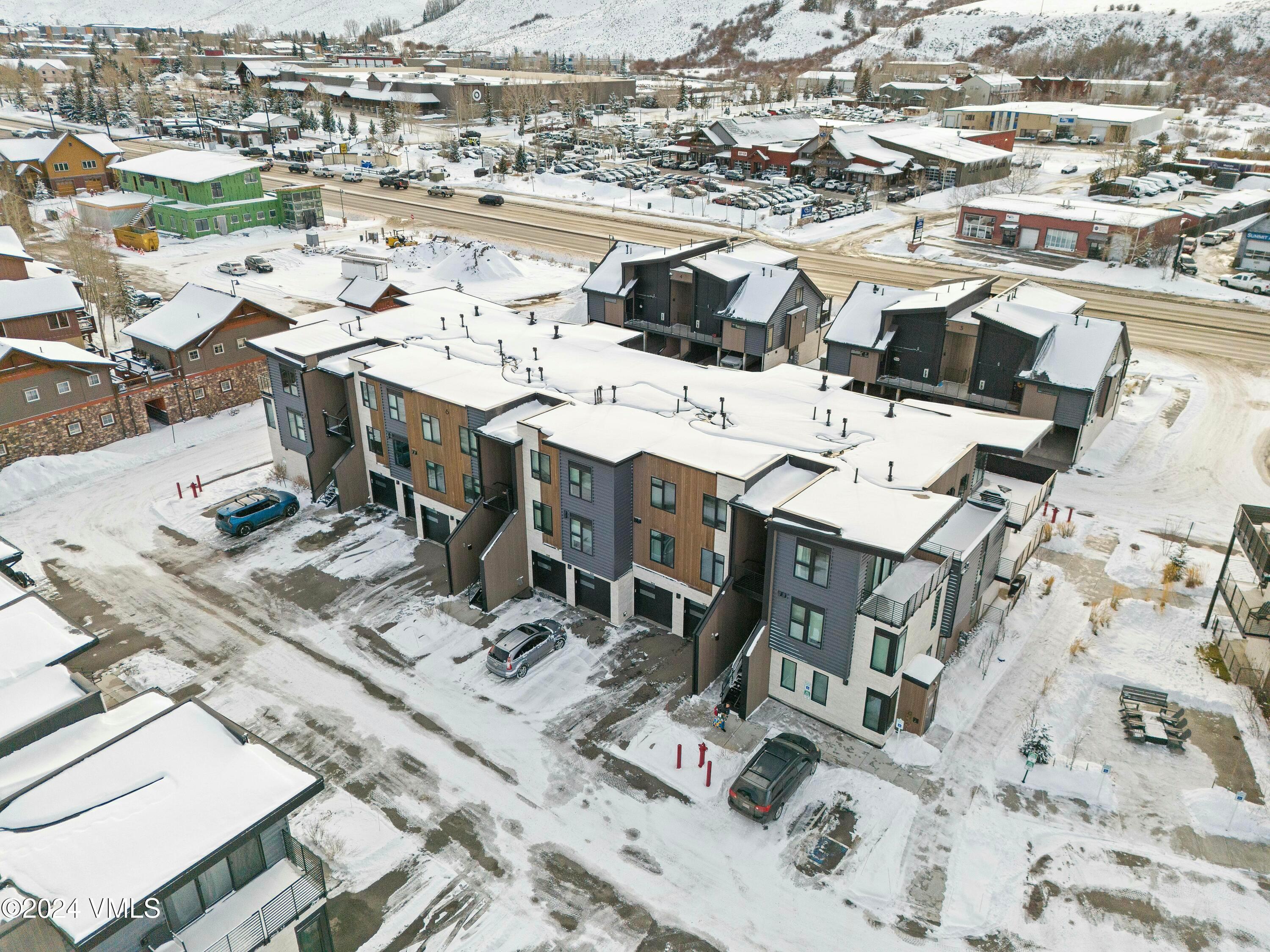 Silverthorne, Colorado, 80498, United States, 2 Bedrooms Bedrooms, ,2 BathroomsBathrooms,Residential,For Sale,1804638