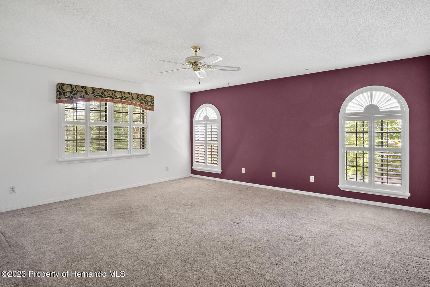 Weeki Wachee, Florida, 34607, United States, 4 Bedrooms Bedrooms, ,5 BathroomsBathrooms,Residential,For Sale,1944621