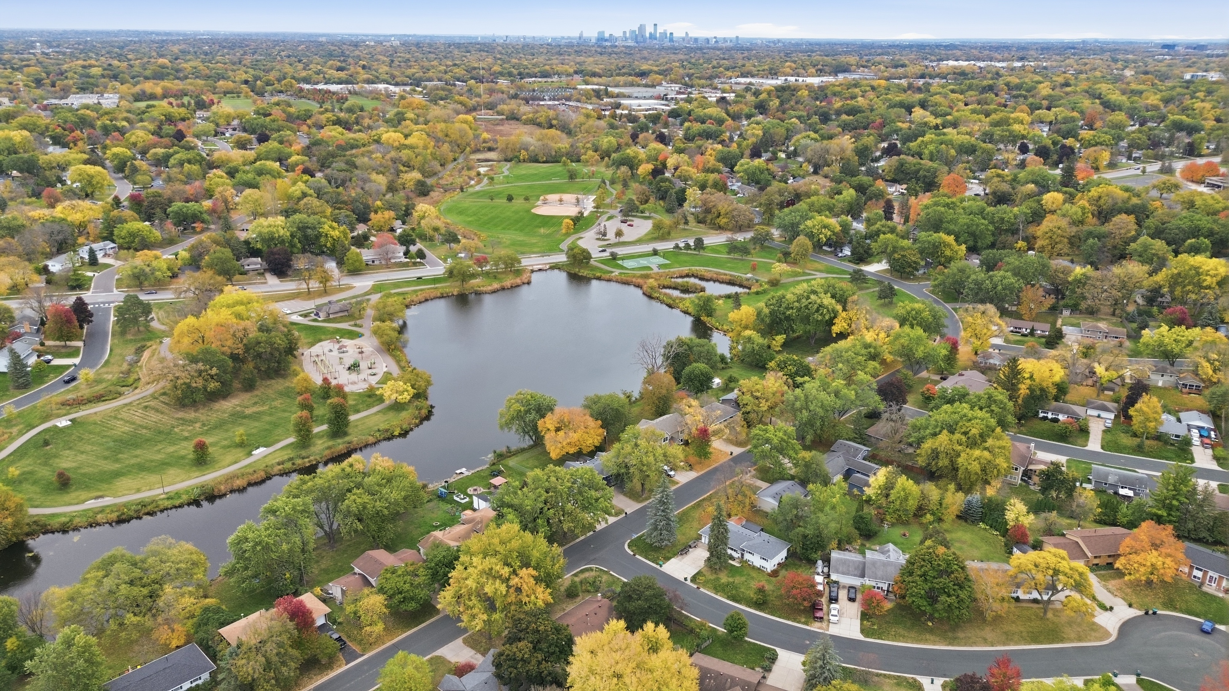  9087 Northwood Parkway, New Hope, MN 55427 - 物件實景
