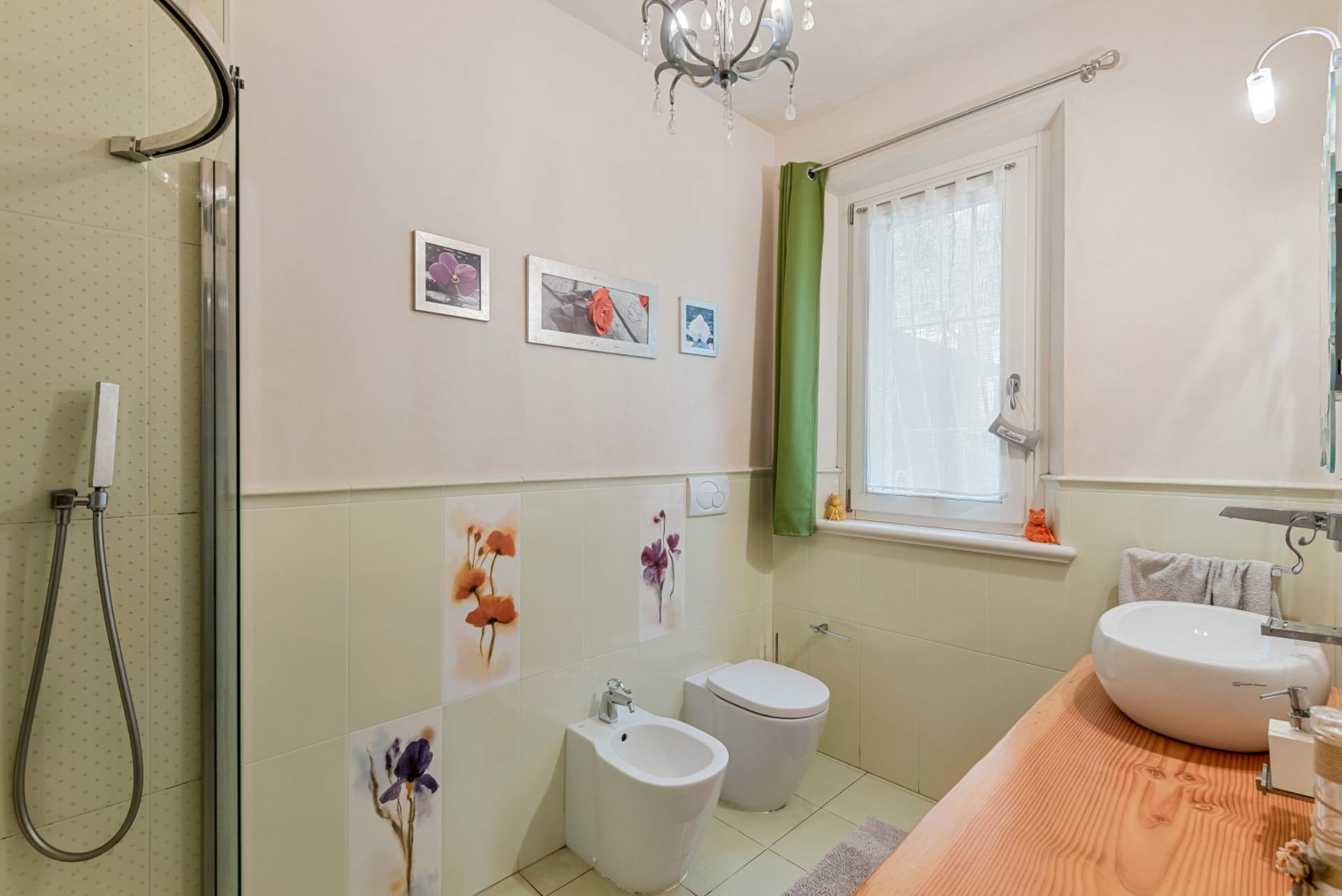 Pietrasanta, Lucca, 55045, IT, 3 Bedrooms Bedrooms, ,3 BathroomsBathrooms,Residential,For Sale,1903530