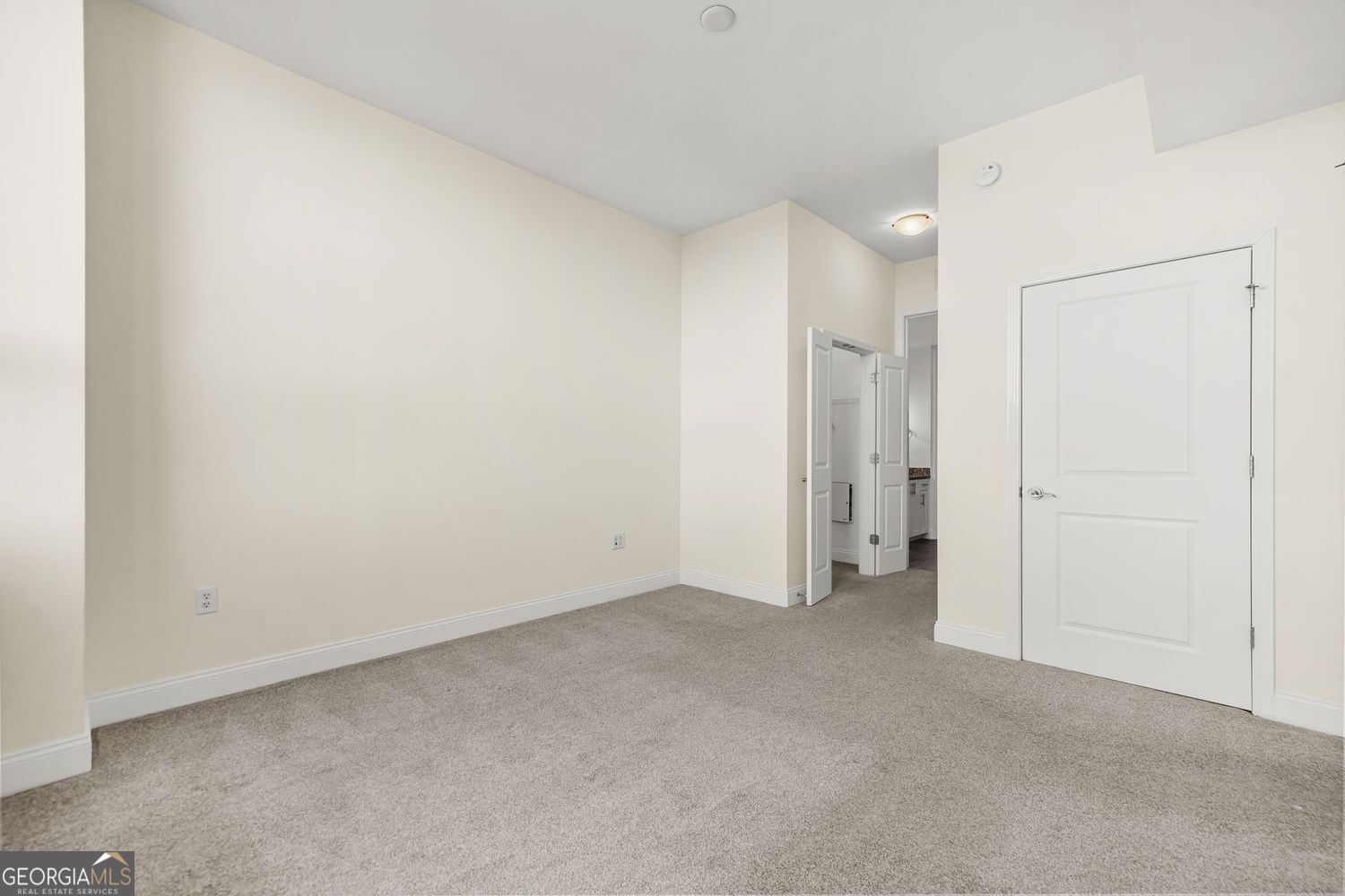 Atlanta, Georgia, 30363, United States, 2 Bedrooms Bedrooms, ,3 BathroomsBathrooms,Residential,For Sale,2012168