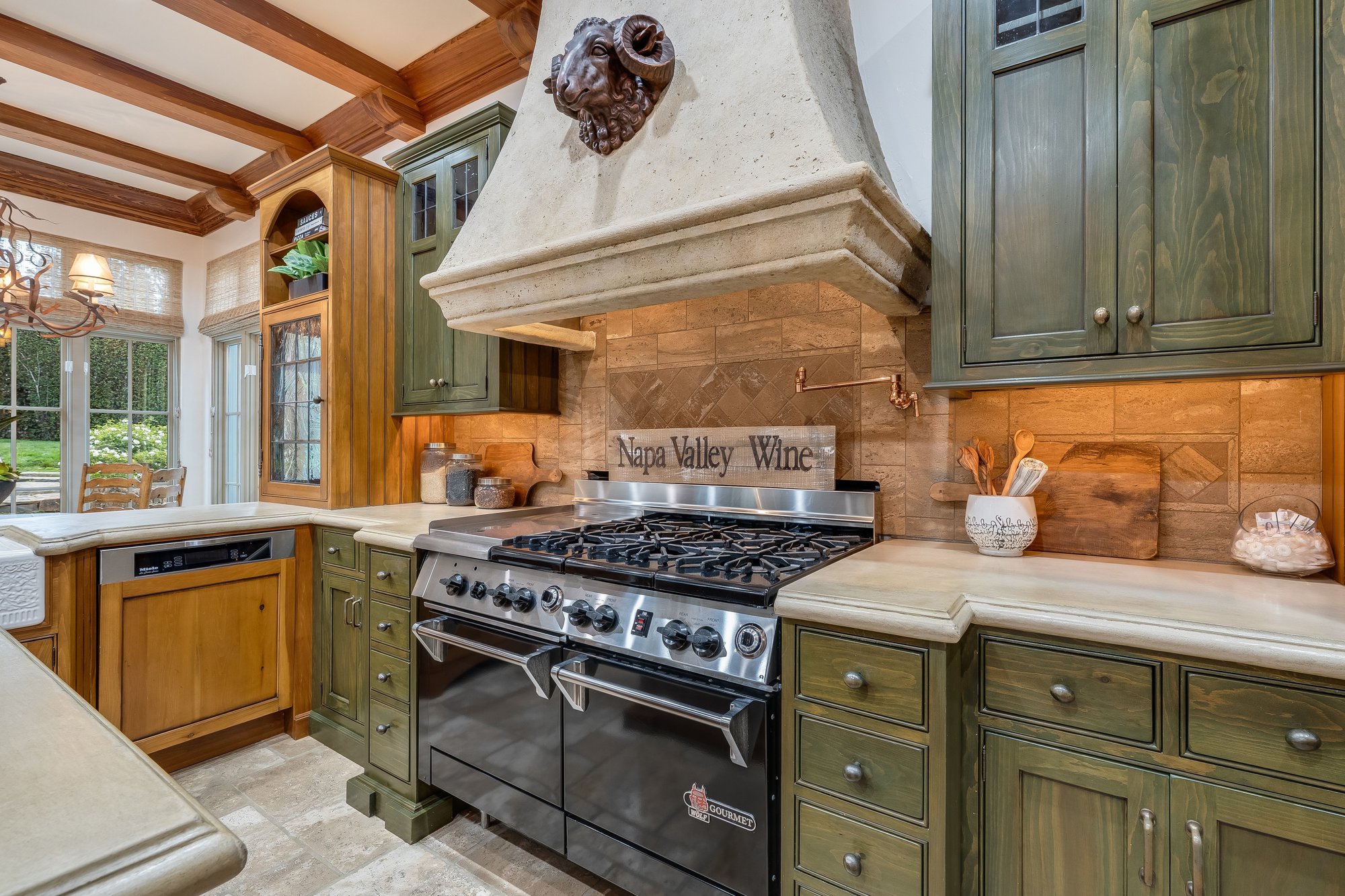  Timeless Elegance in Lower Hillsborough - 物件實景
