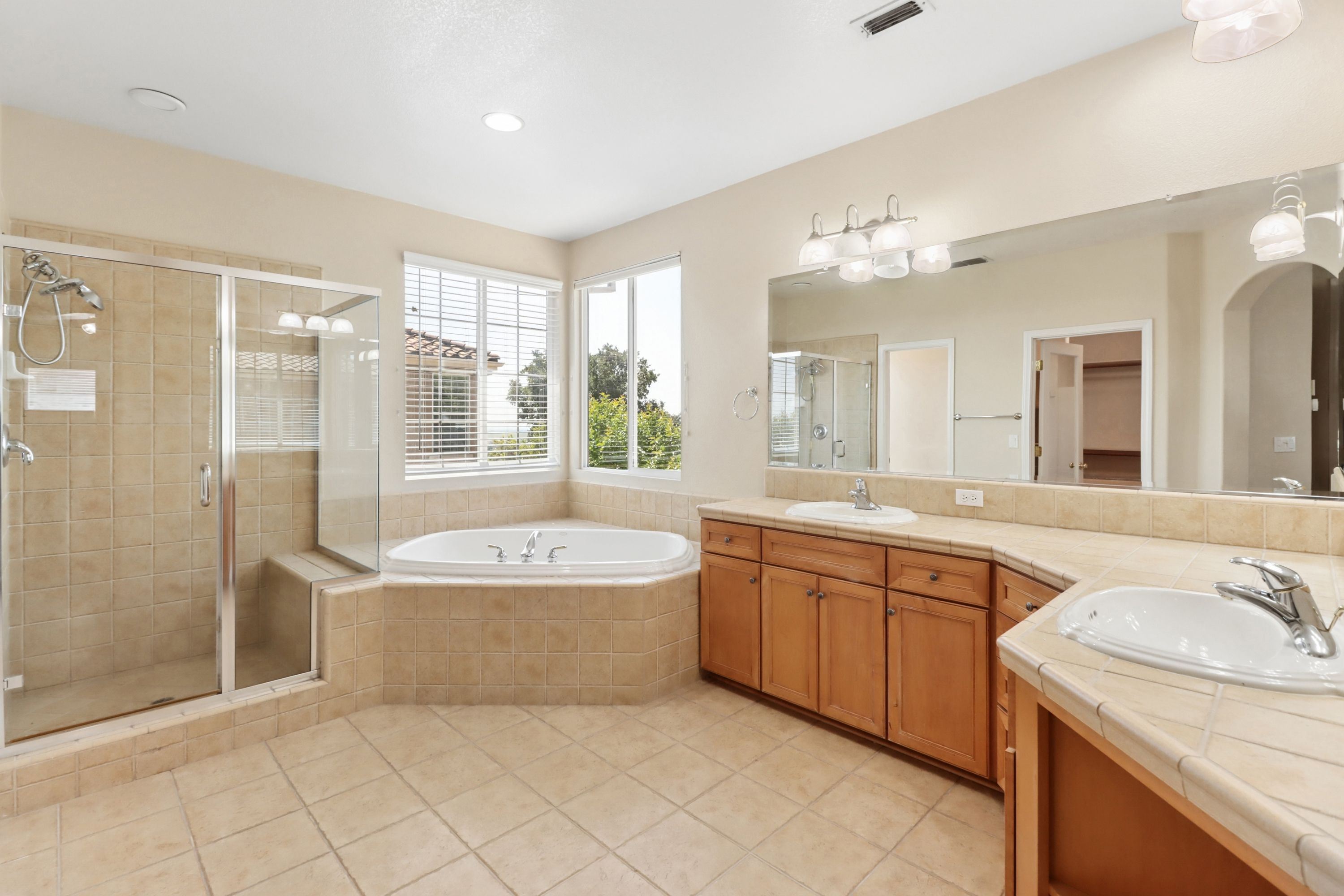  1294 Souza Drive, El Dorado Hills, CA 95762 - 物件實景