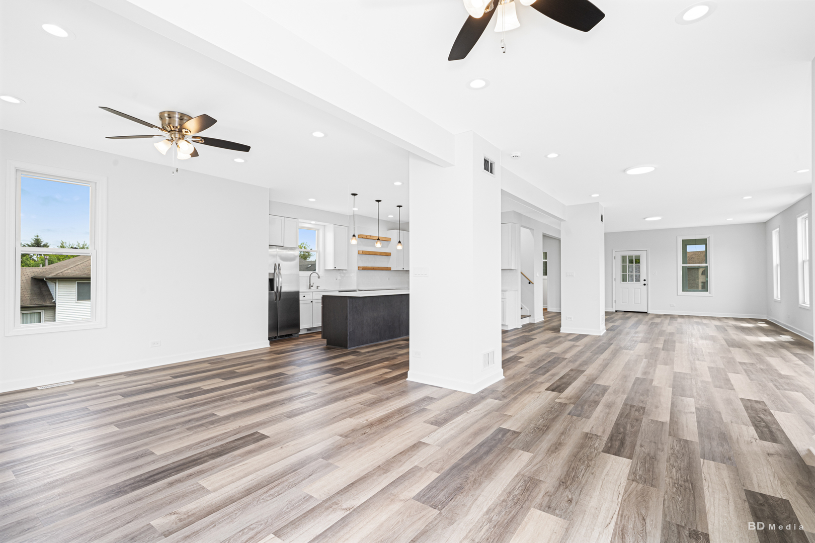 Homewood, Illinois, 60430, United States, 5 Bedrooms Bedrooms, ,4 BathroomsBathrooms,Residential,For Sale,1907684