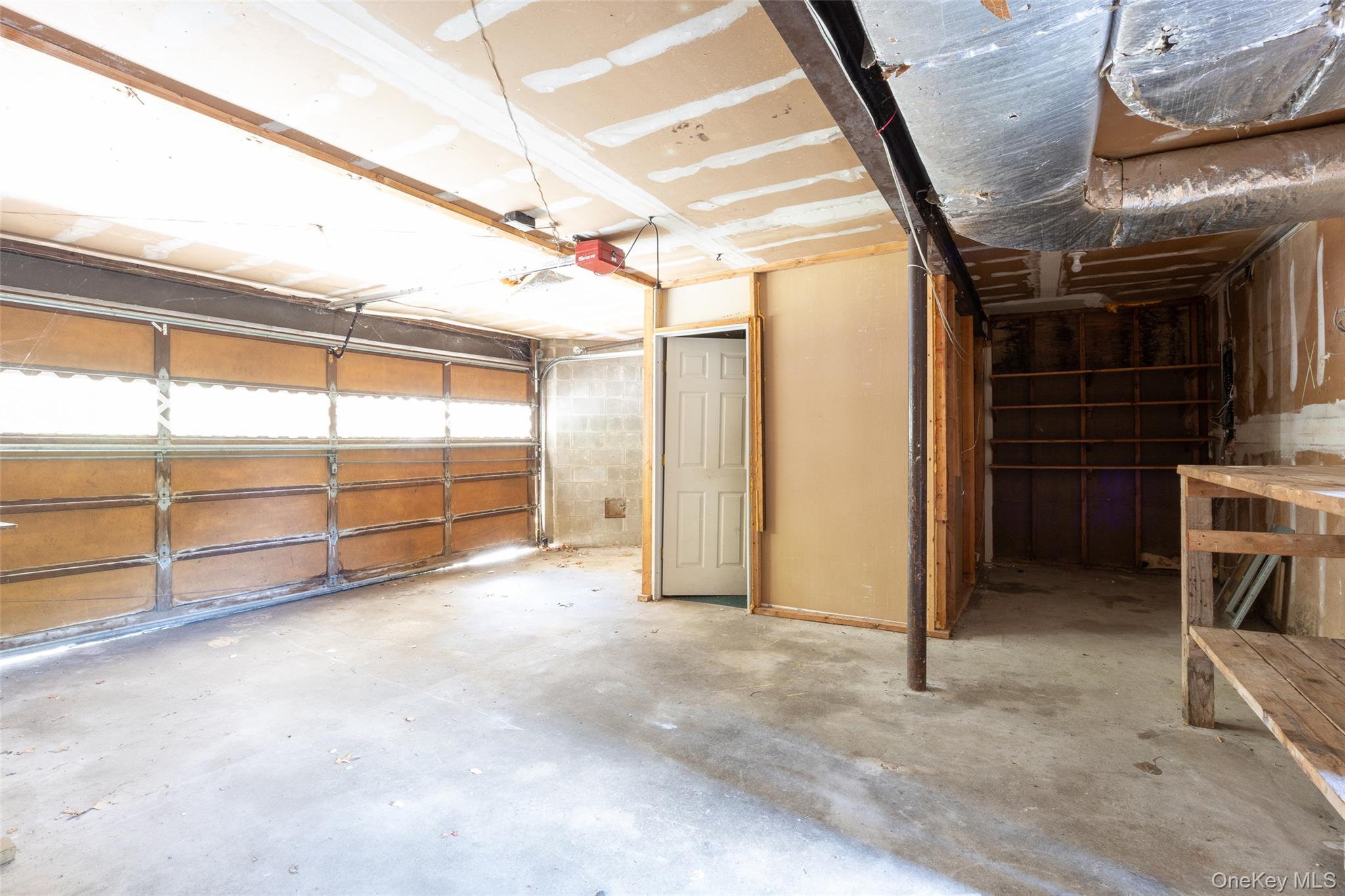 Asharoken, New York, 11768, United States, 4 Bedrooms Bedrooms, ,3 BathroomsBathrooms,Residential,For Sale,1973791