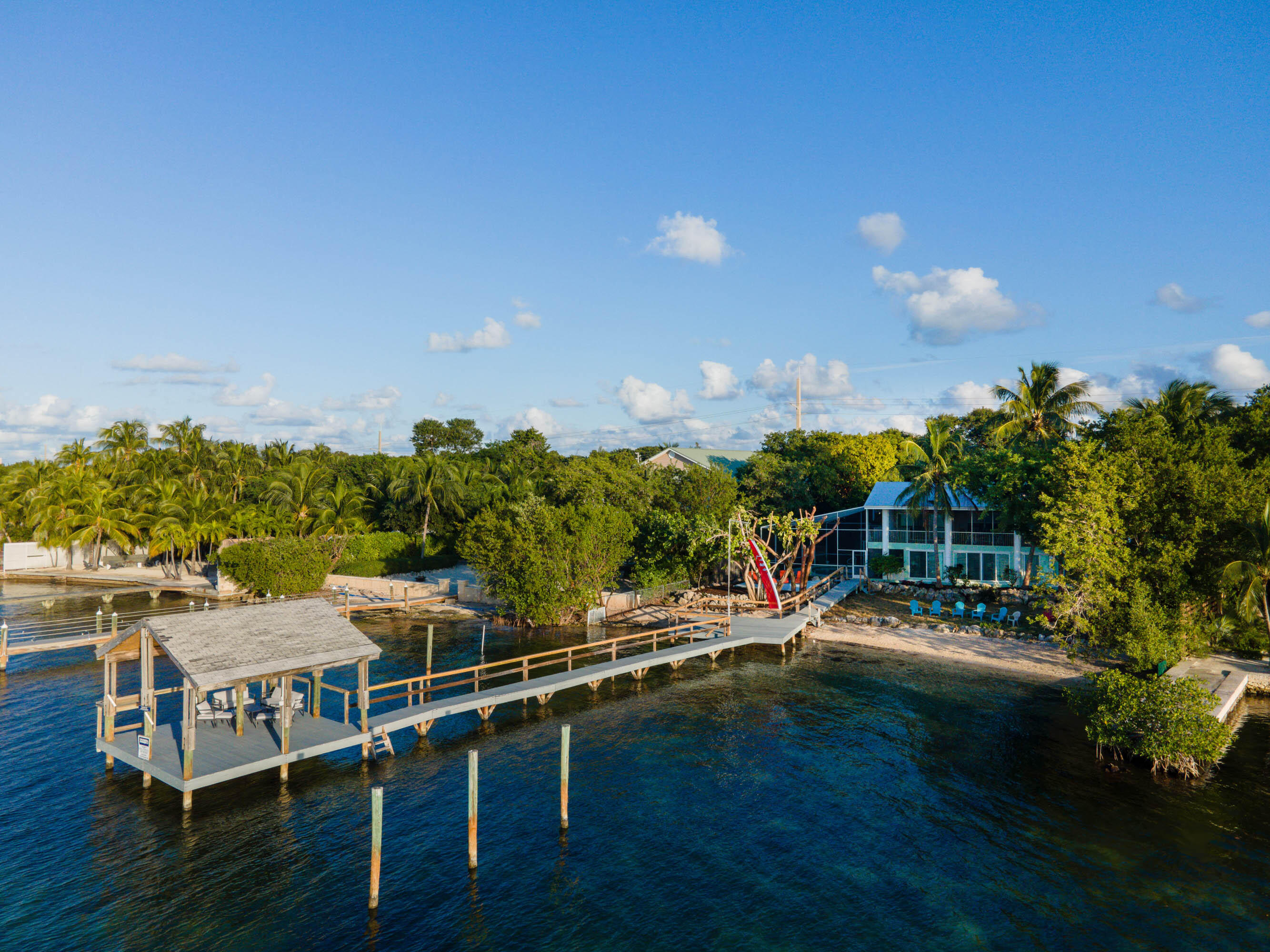 ISLAMORADA, Florida, 33036, United States, 5 Bedrooms Bedrooms, ,3 BathroomsBathrooms,Residential,For Sale,1828354
