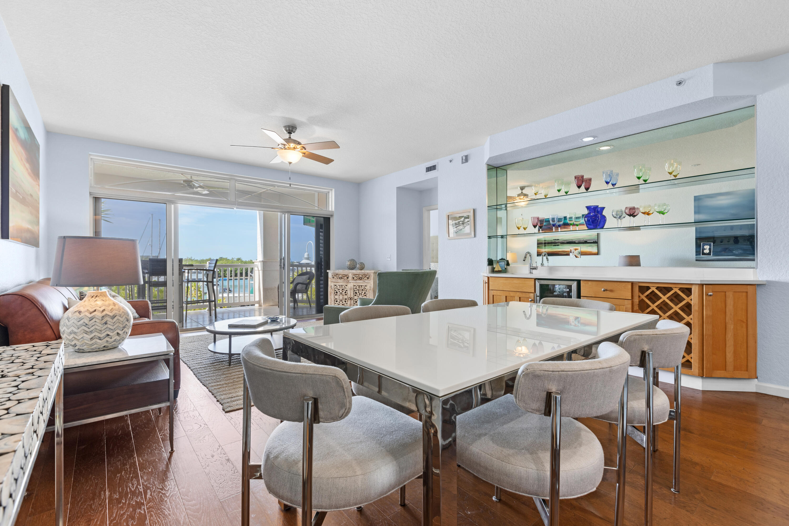 KEY WEST, Florida, 33040, United States, 2 Bedrooms Bedrooms, ,2 BathroomsBathrooms,Residential,For Sale,1695362